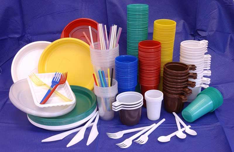 کاربرد پلاستیک پلی اتیلن در ظروف یکبار مصرف