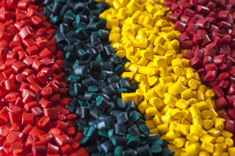 عملکرد مستربچ رنگی در تولید محصولات پلاستیکی