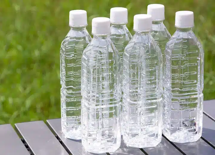 تصویر بطری پلاستیکی