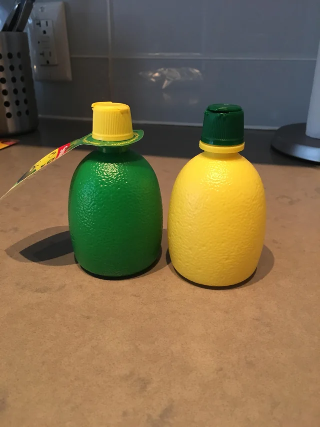 نکات و نحوه نگهداری انواع مواد غذایی در بطری پلاستیکی ( آبلیمو، آبغوره ، سیر ترشی و... )